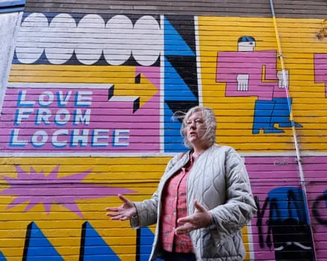 This Dundee Community Rejects Billionaire Bait, Upholding Togetherness In Response